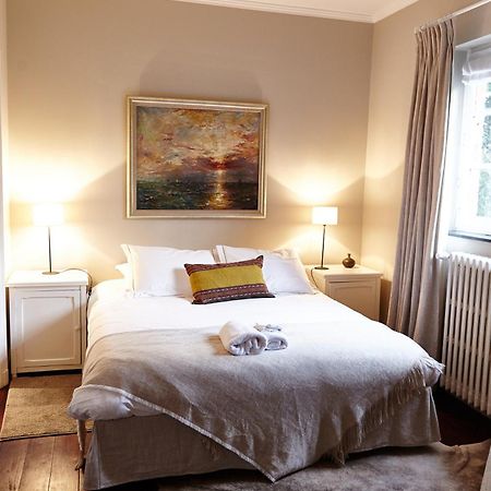 Guest House La Maison Chantecler Uccle ภายนอก รูปภาพ
